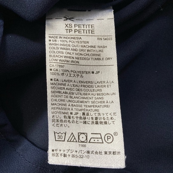 BANANA REPUBLIC navy button down sleeveless blouse. Size XS - Picture 6 of 6